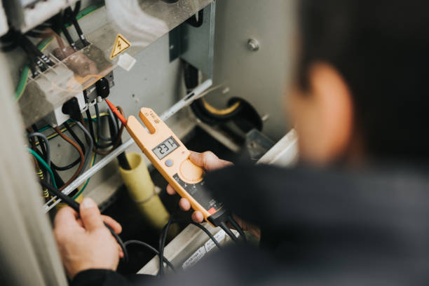 Best Electrician Near Me  in Oswego, KS